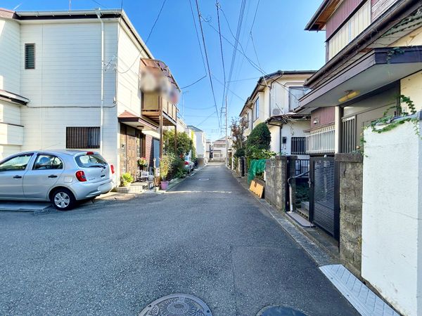 座間市ひばりが丘2丁目 土地 前面道路含む外観 座間市ひばりが丘2丁目 土地 前面道路含む外観