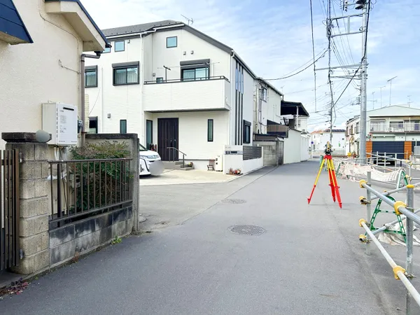 前面道路含む土地写真
