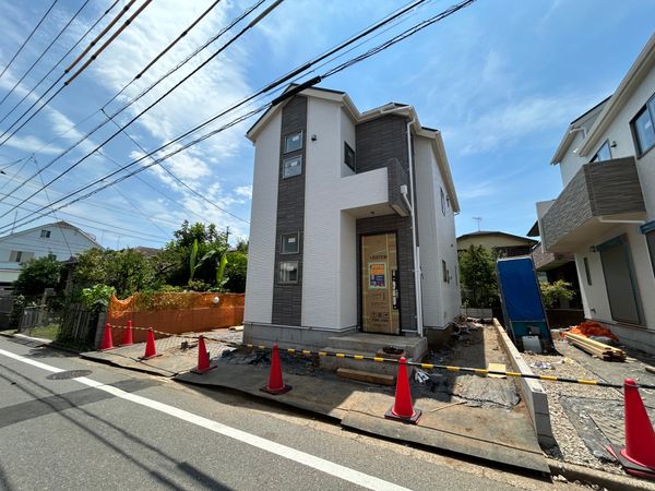 立川市栄町5丁目 新築戸建2号棟 外観