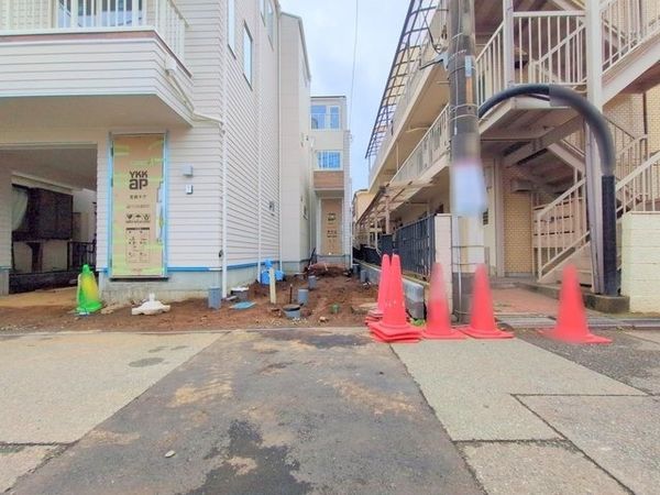 昭島市玉川町3丁目 新築戸建2号棟 駐車場 昭島市玉川町3丁目 新築戸建2号棟 駐車場