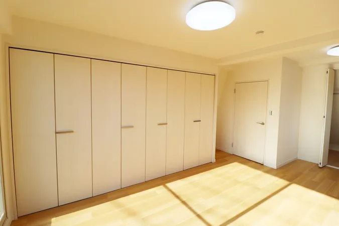 ３階洋室・収納