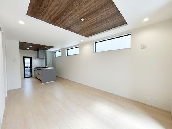 立川市栄町1丁目 新築戸建2号棟 リビング