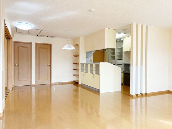 羽村市神明台1丁目 戸建 リビング 羽村市神明台1丁目 戸建 リビング