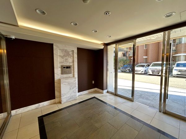 ランドシティ立川多摩川テラス ガーデンコート エントランス ランドシティ立川多摩川テラス ガーデンコート エントランス