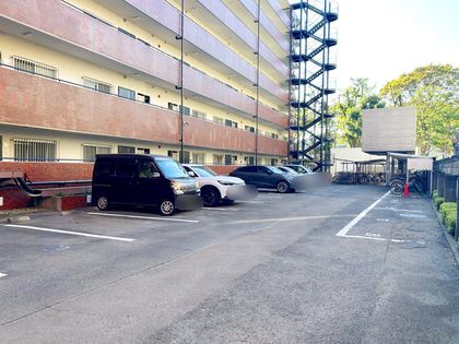 タカギ青梅橋マンション 駐車場 駐車場