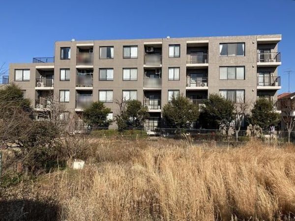 モアステージ日野 外観