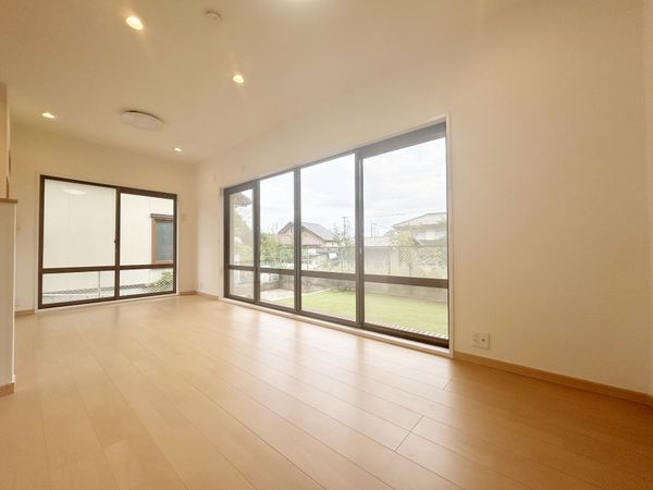 羽村市羽西1丁目 戸建 リビング 羽村市羽西1丁目 戸建 リビング