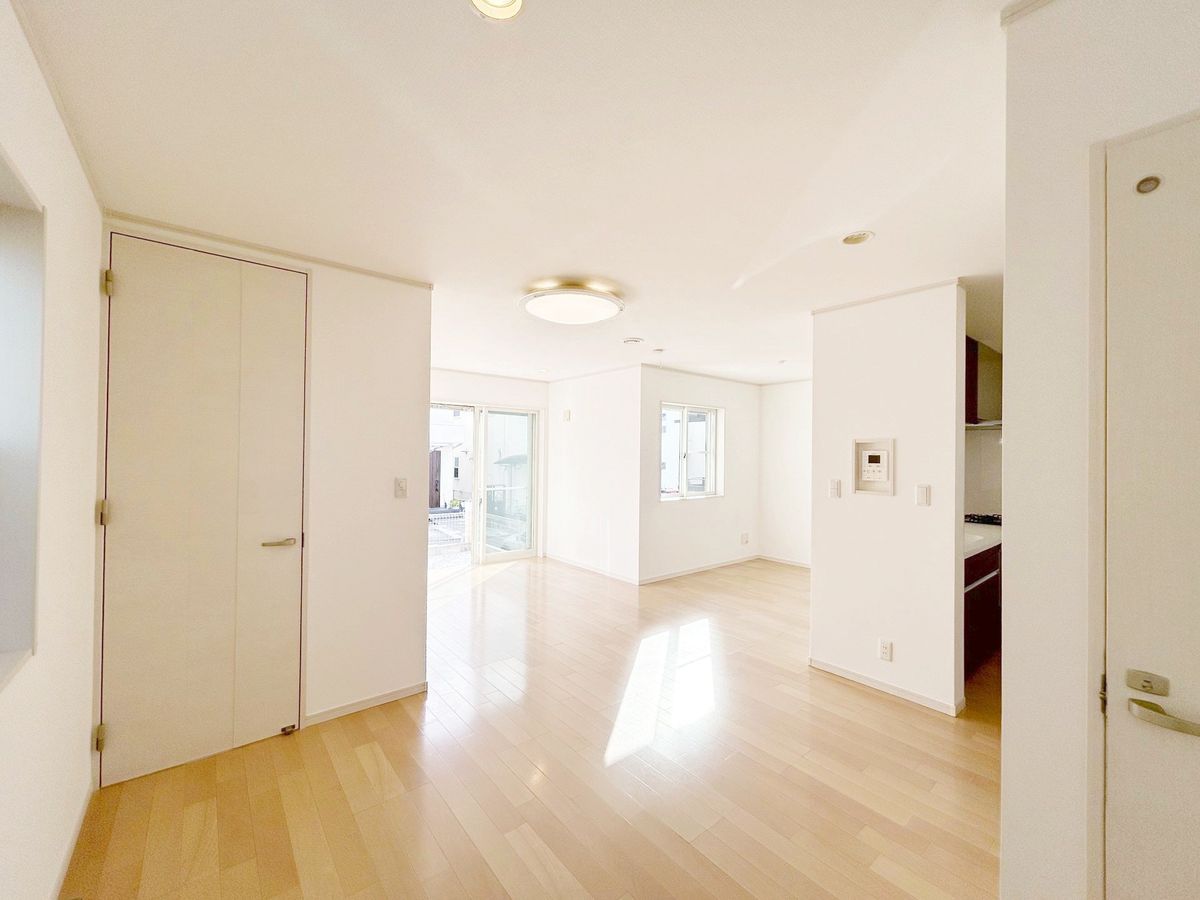 昭島市中神町1丁目 戸建 リビング リビング