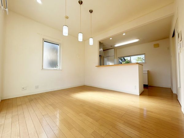 羽村市羽中2丁目 戸建 リビング 羽村市羽中2丁目 戸建 リビング