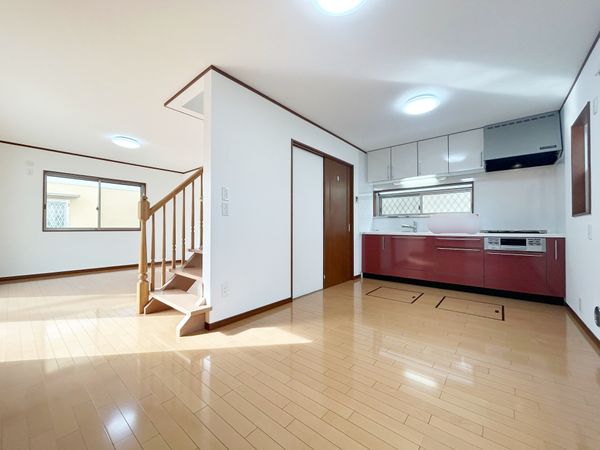 青梅市野上町1丁目 戸建 リビング