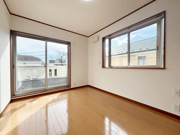 南側洋室約6.0帖