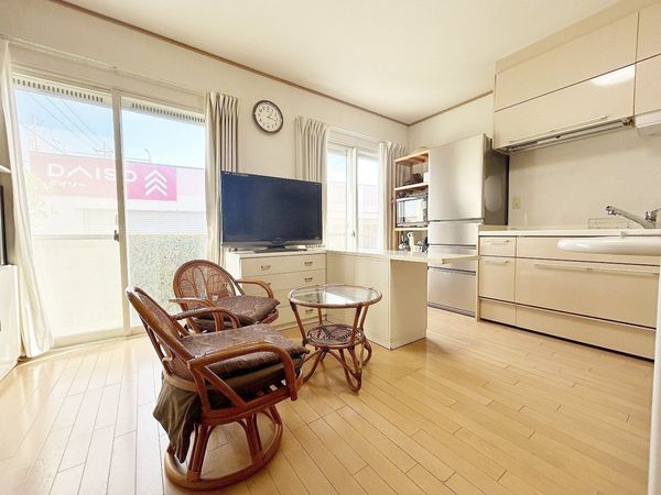 羽村市羽東2丁目 戸建 リビング 羽村市羽東2丁目 戸建 リビング