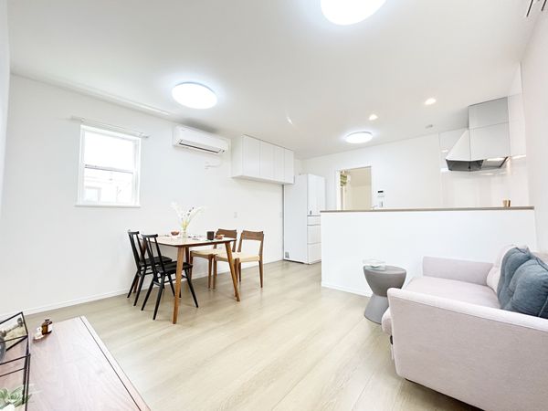 昭島市拝島町4丁目 レーヴ立川 A号棟 リビング 昭島市拝島町4丁目 レーヴ立川 A号棟 リビング