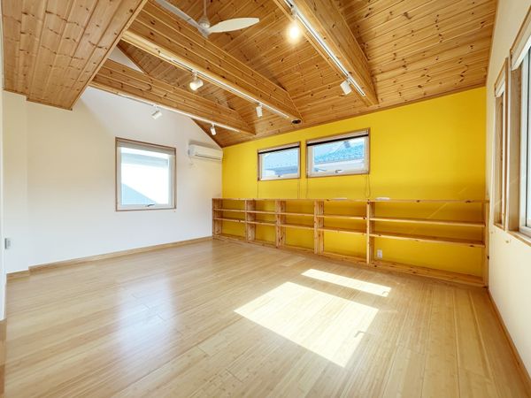 青梅市裏宿町 戸建 リビング