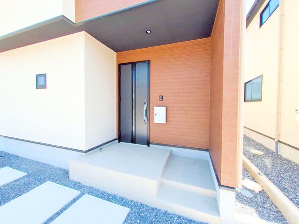 青梅市新町7丁目6期 新築戸建2号棟 玄関 青梅市新町7丁目6期 新築戸建2号棟 玄関