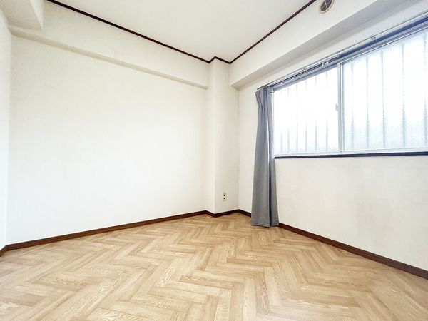 コーポ武蔵末広 室内