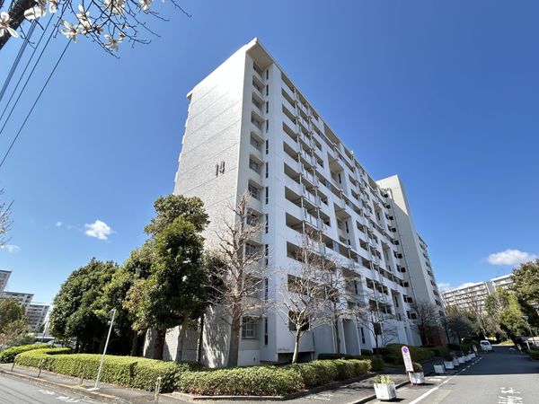 昭島つつじが丘ハイツ北 14号棟 外観 昭島つつじが丘ハイツ北 14号棟 外観