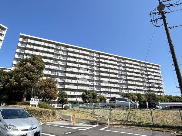 昭島つつじが丘ハイツ北 14号棟 外観 昭島つつじが丘ハイツ北 14号棟 外観