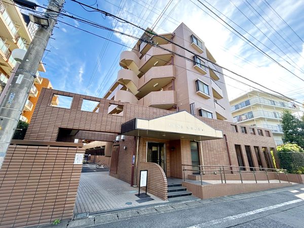 ファインクレスト福生 外観 ファインクレスト福生 外観
