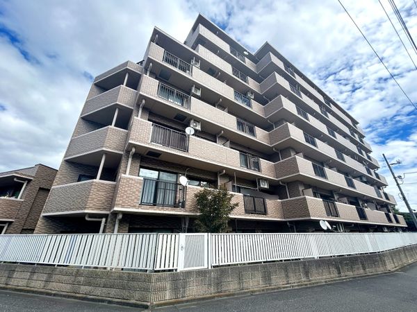 モナーク福生 外観