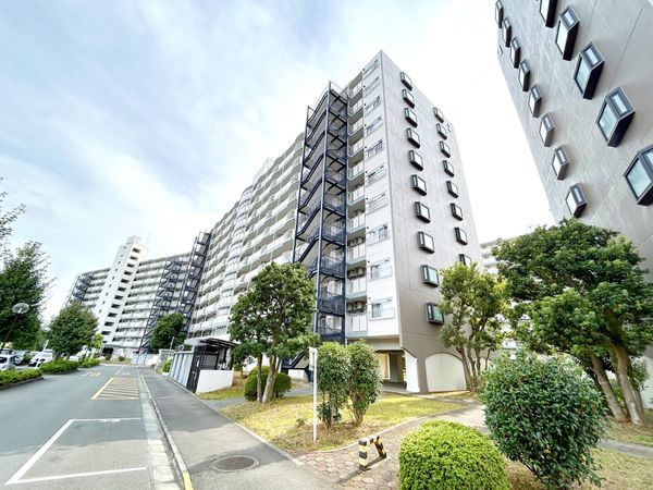 西武拝島ハイツ 2号棟 外観