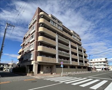 アンビシャスプラザ中神 外観