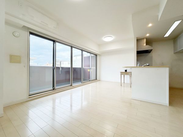 アンビシャスプラザ中神 リビング