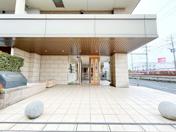 レクセルプラッツァ福生 壱番館 エントランス エントランス