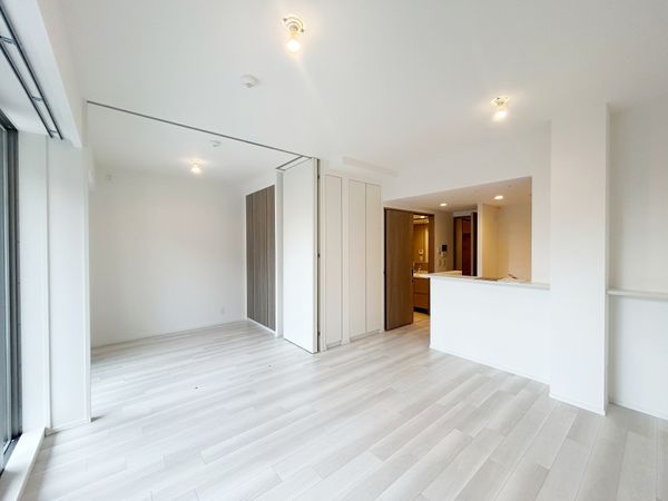 プレミスト昭島モリパークグラン リビング