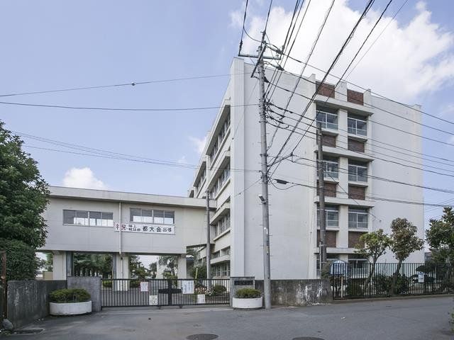 プレミスト昭島モリパークレジデンス 昭島市立瑞雲中学校(約920m) 昭島市立瑞雲中学校(約920m)
