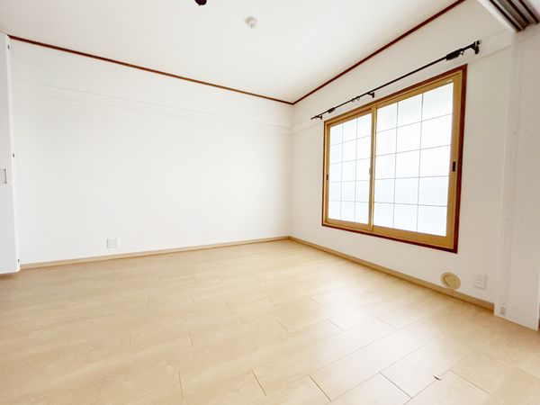 昭島つつじが丘ハイツ北 24号棟 リビング