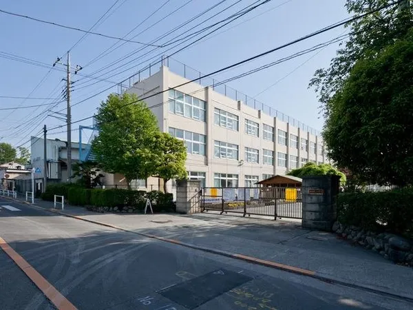 福生第三小学校