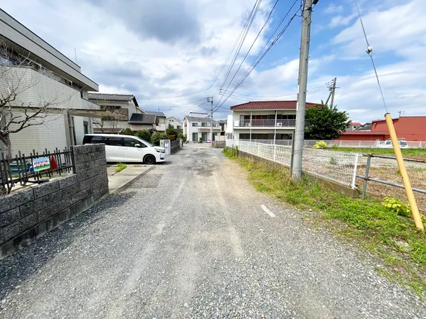 西側道路