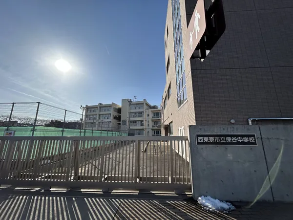 徒歩9分。