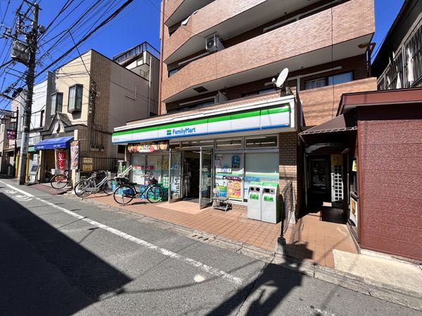 西東京市富士町6丁目 戸建 ファミリーマート柳沢北口店（約450ｍ）