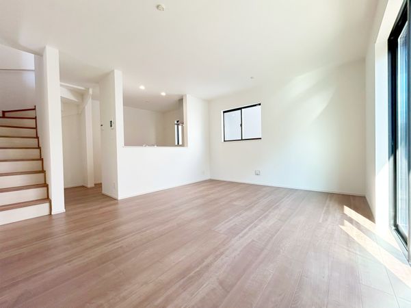 西東京市北原町2丁目 新築戸建 リビング