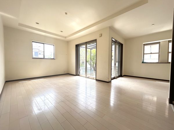 小平市花小金井5丁目 戸建 リビング 小平市花小金井5丁目 戸建 リビング