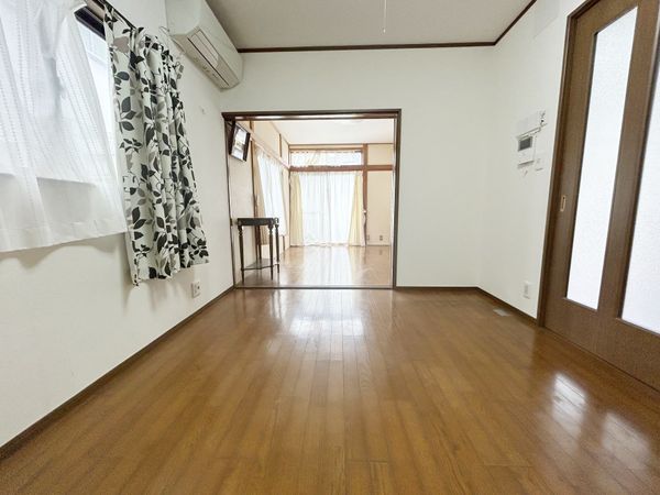 東久留米市前沢5丁目 戸建 リビング