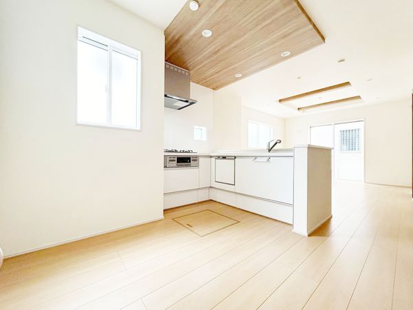 西東京市北原町1丁目 新築戸建 2号棟 リビング