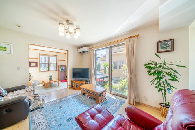 西東京市新町3丁目 戸建 リビング