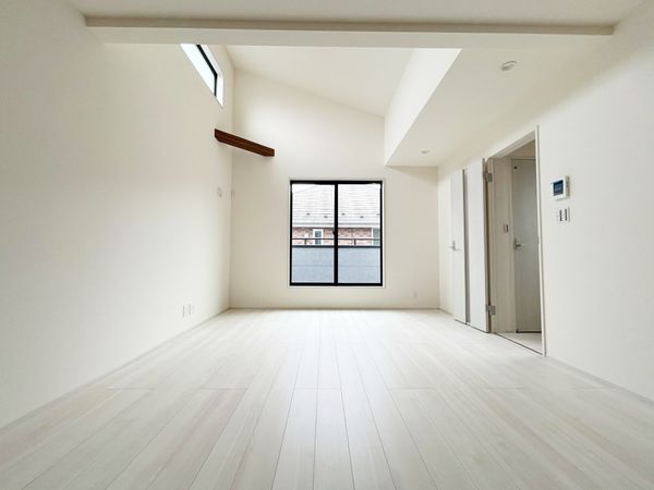 西東京市保谷町2丁目 新築戸建 リビング