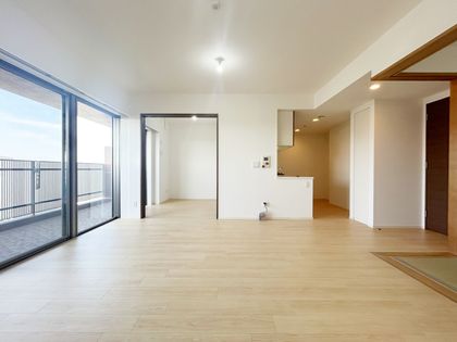 ヴィーガーデン ザ・レジデンス リビング