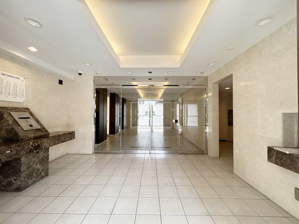 アンビックス花小金井 エントランス アンビックス花小金井 エントランス