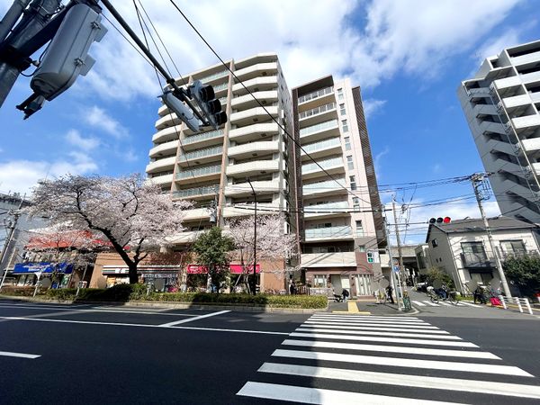 クレヴィア練馬中村橋 外観