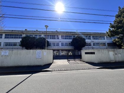 プリンスハイツ田無 西東京市立田無第四中学校(約1100m) 西東京市立田無第四中学校(約1100m)