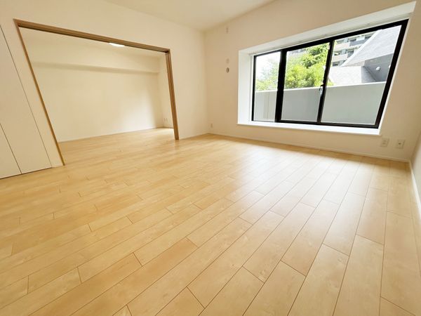 グランスクエア一橋学園 参番街 リビング グランスクエア一橋学園 参番街 リビング