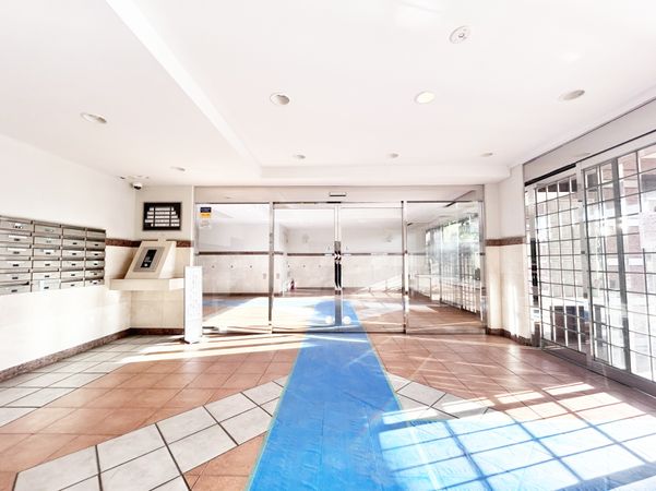 モナーク田無緑町 エントランス モナーク田無緑町 エントランス