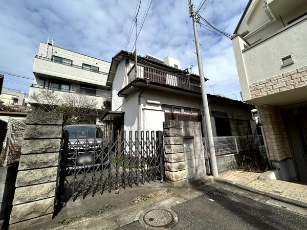 【現地写真】準急停車駅のため朝の通勤便利