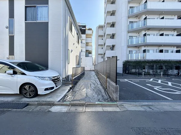 前面道路 幅員約4.0ｍ公道、間口約2.17ｍ