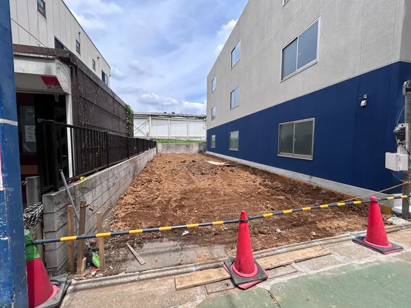 【現地写真】建築条件付き売地ではございません。お好きなプランでご検討下さい。